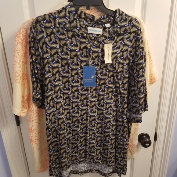 (2) Roundtree & Yorke Caribbean shirts - Picture 4 of 6